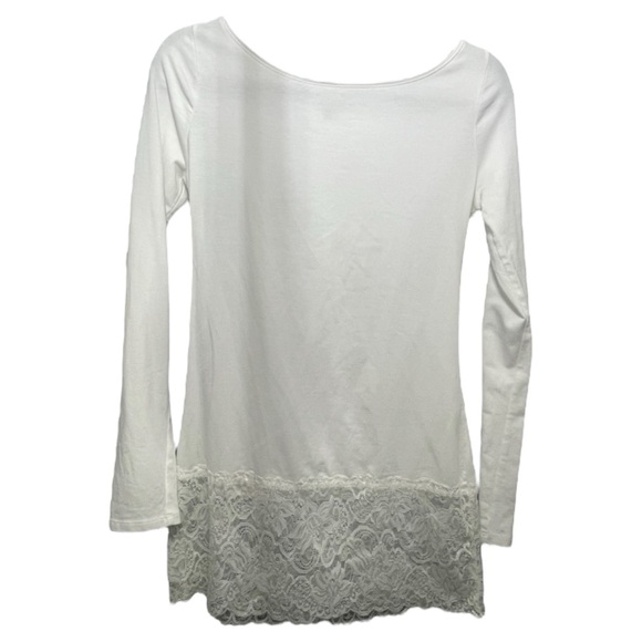 White House Black Market Tops - White House Black Market Casual White Long Sleeve Lace Hem Basic Tshirt Sz Small